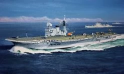 Airfix 04201V HMS Victorious 1:600